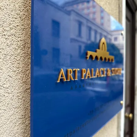 Apartment Art Palace & Story Center